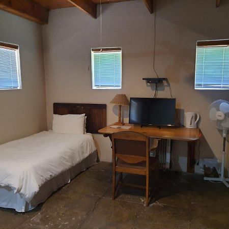 Lord Fraser Guest House Wepener Ngoại thất bức ảnh