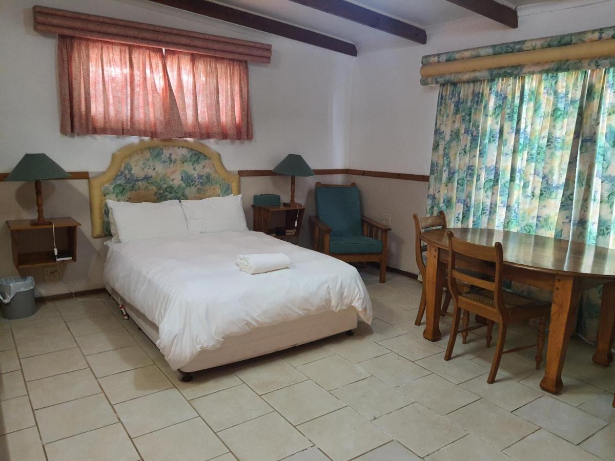 Lord Fraser Guest House Wepener Ngoại thất bức ảnh