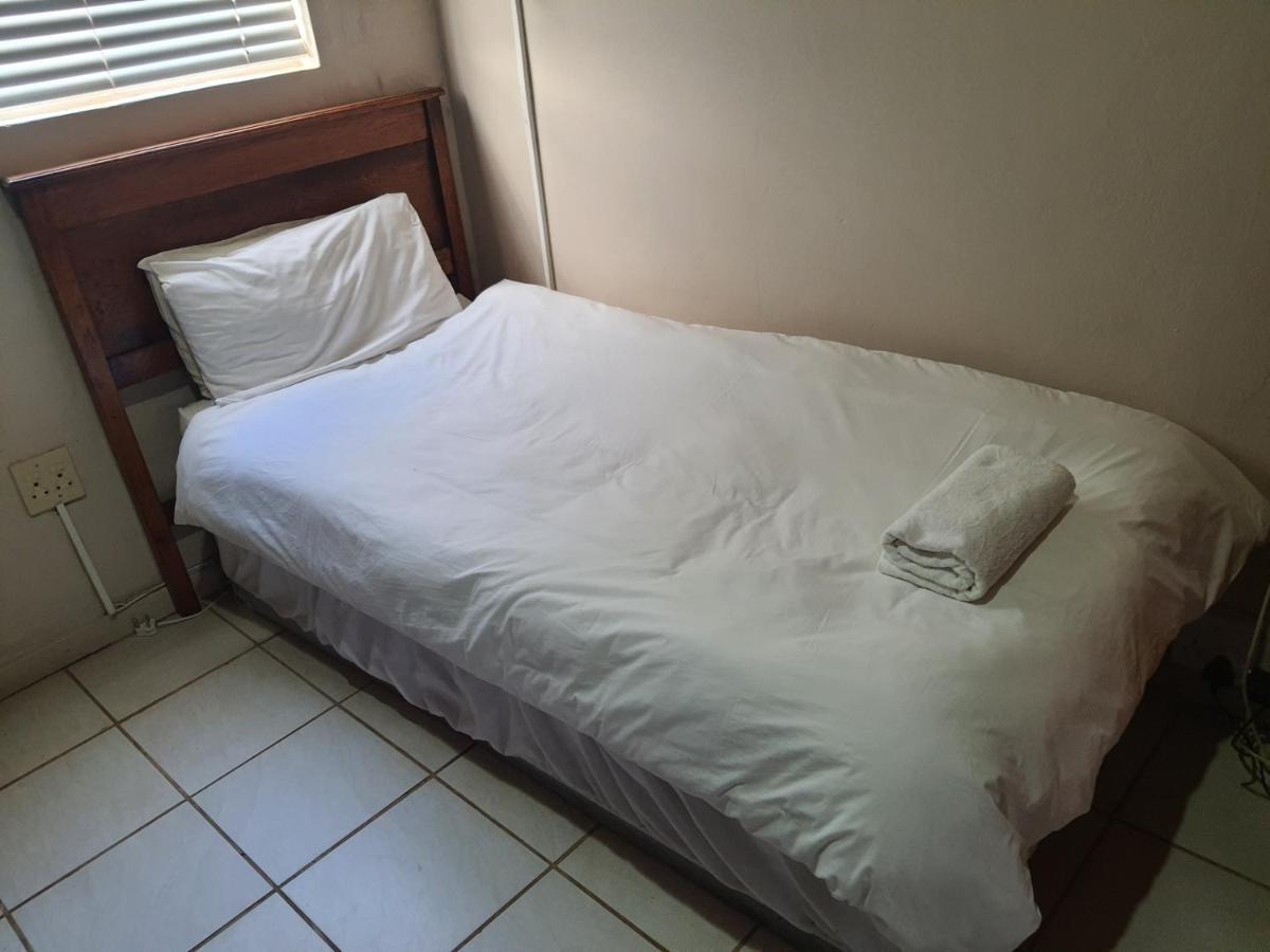 Lord Fraser Guest House Wepener Ngoại thất bức ảnh