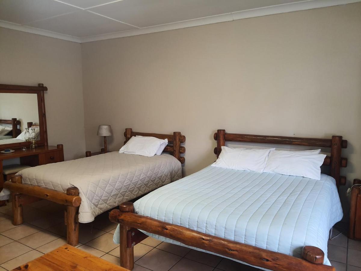 Lord Fraser Guest House Wepener Ngoại thất bức ảnh
